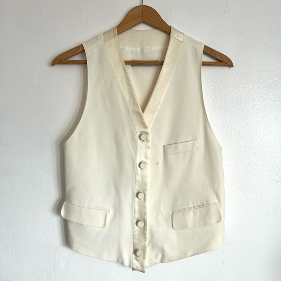 Emporio Armani Jackets & Blazers - Emporium Armani Cream Silk Button-Up Vest . Size S/M